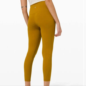 Lululemon Unlimit High-Rise Tight 25" in Gold Spice Size 4
